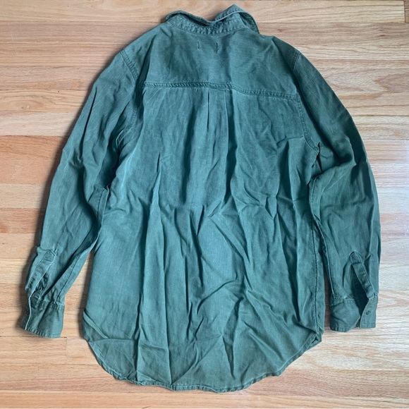 Old Navy Green Button Up Shirt - Picture 3 of 3